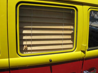 Illustration for article titled Volkswagen Type 2 With Rare Condiment Colors Option